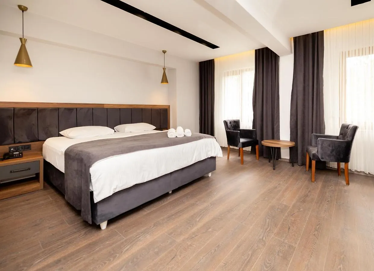 Tuerkler Suite Hotel ترابزون